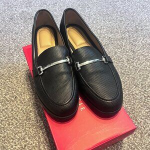 Kelly & Katie Blaise Loafers Women's Black Size 9M (Pre-Owned/Great Condition)